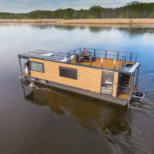 Houseboat maison flottante 12m