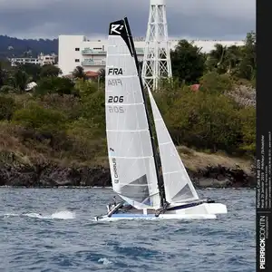 Catamaran F18