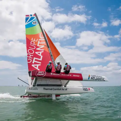 Diam 24, Vainqueur du Tour Voile 2021, complet avec beaucoup de matériel